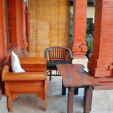 Hotel Yumi House